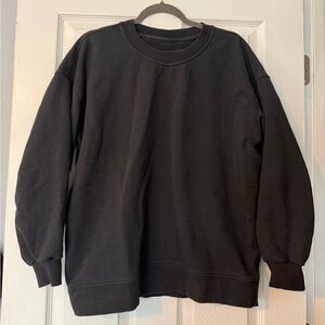 Lululemon Black Crew Neck Sweatshirt